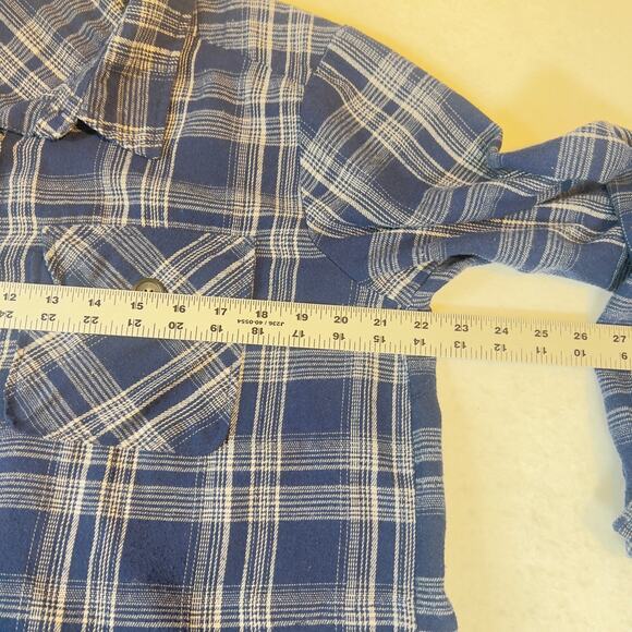 Democracy Button Shirt Woman Small Tunic Style Pockets Fringed Hem Thick Fabric - Picture 8 of 11